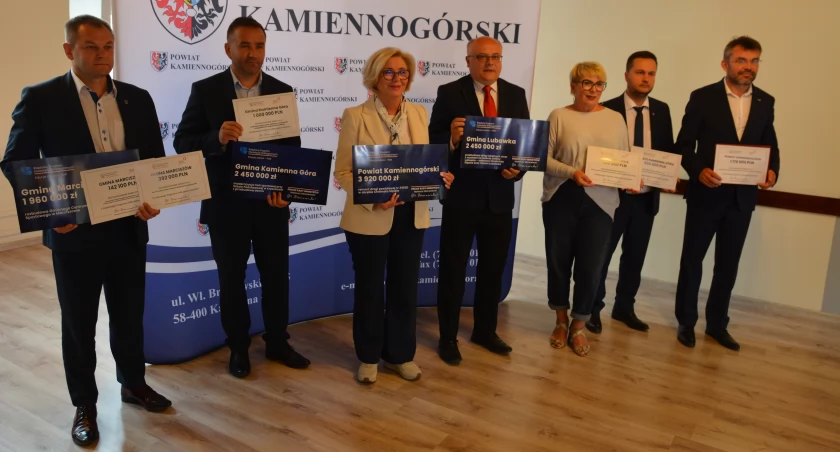 samorządowcy odebrali promesy
