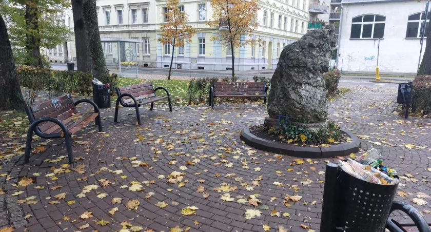 Wędrująca ławka
