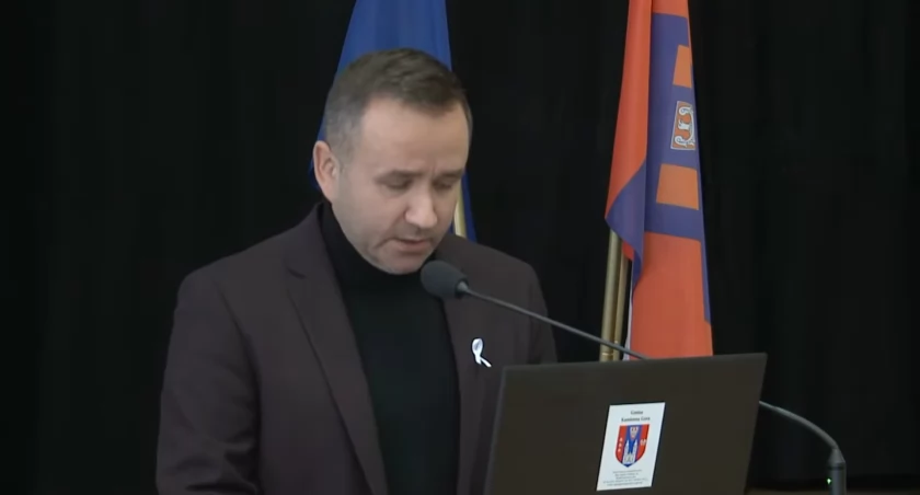 Wójt gminy Kamienna Góra podczas dzisiejszej sesji