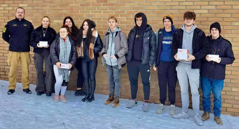 Szkoły, edukacja, Uczniowie ZSZiO strażaka - zdjęcie, fotografia