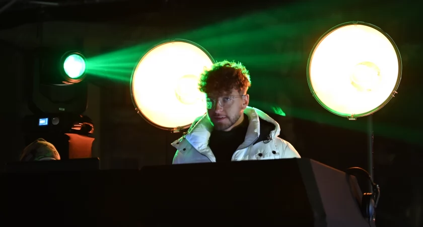 DJ Ersi na kamiennogórskim rynku