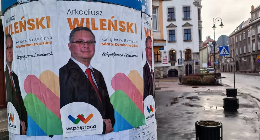 pierwsze plakaty wyborcze w Kamiennej Górze