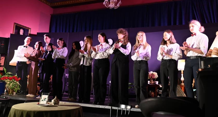 Zespół teatralny Liceum Ogólnokształcącego