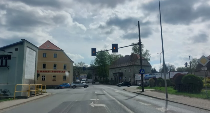 skrzyżowanie ulic Katowickiej, Legnickiej, Wałbrzyskiej w Kamiennej Górze