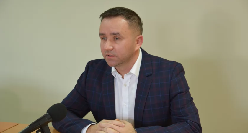 Patryk Straus, wójt gminy Kamienna Góra