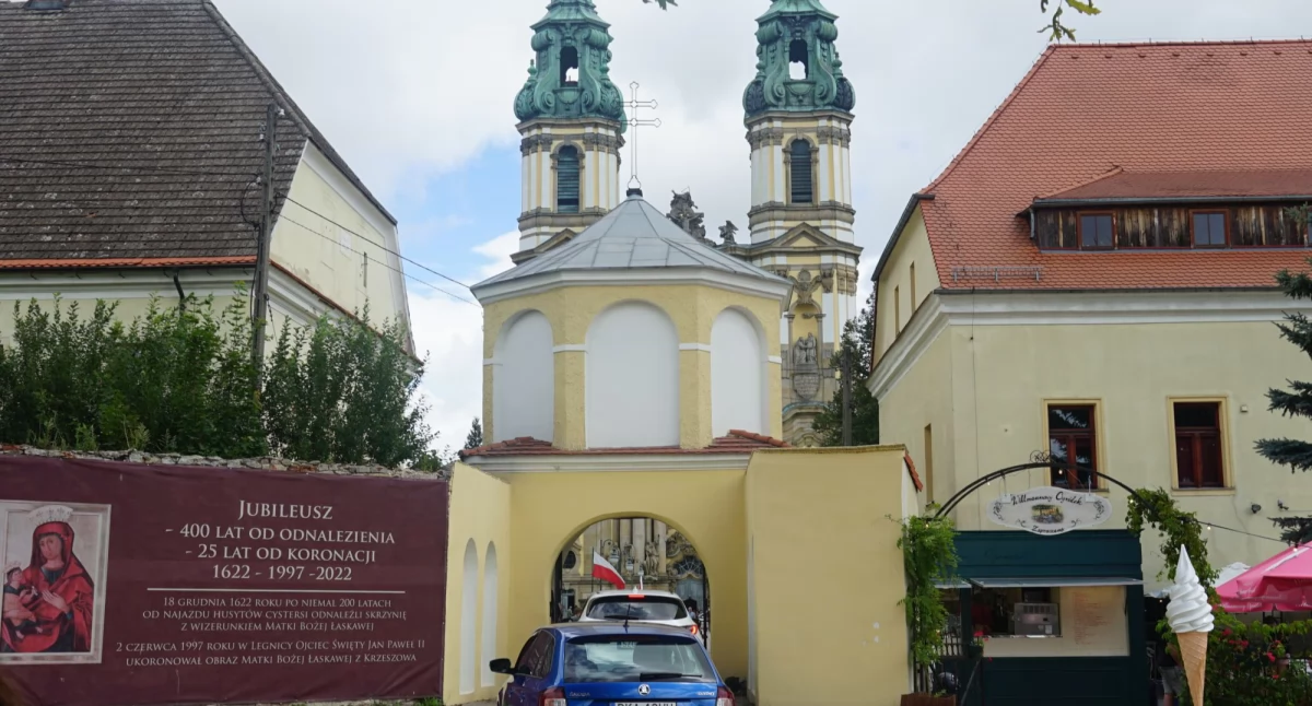 Kościół, religia, Święcenie pojazdów Krzeszowie - zdjęcie, fotografia