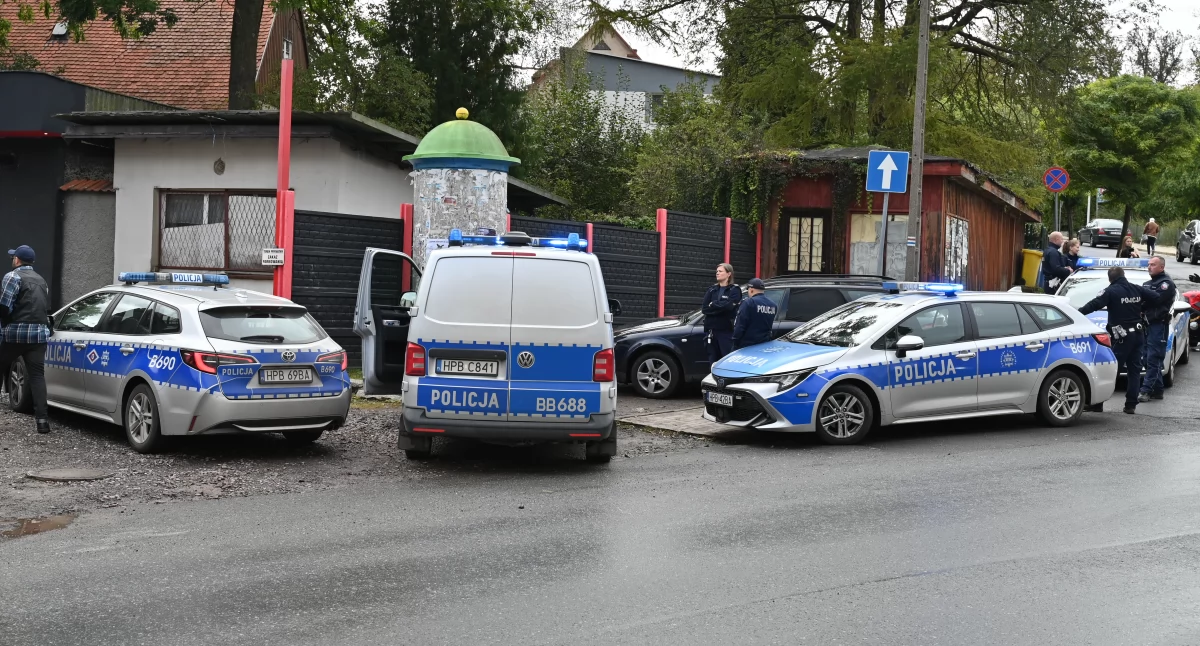 Policja, Krwawe zakończenie sezonu - zdjęcie, fotografia