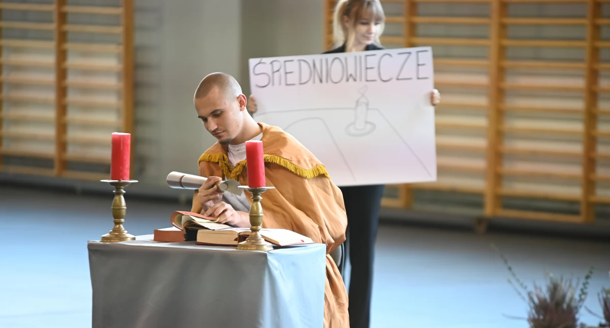 Szkoły, edukacja, Dzień Edukacji Narodowej powiat kamiennogórski - zdjęcie, fotografia