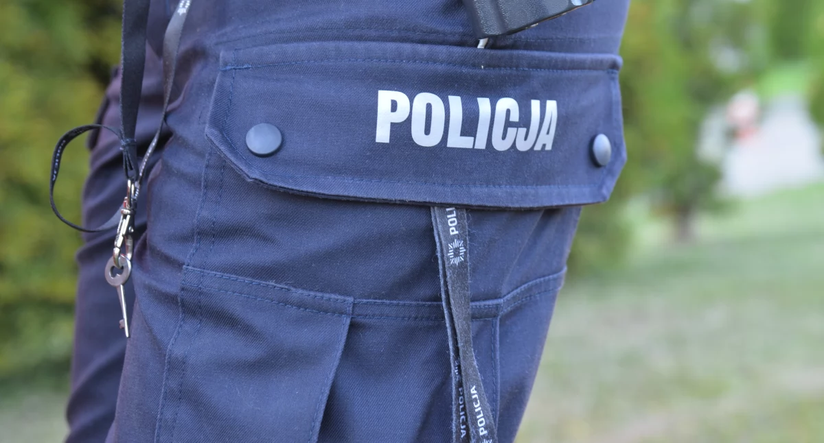 Policja, Poranna wpadka - zdjęcie, fotografia