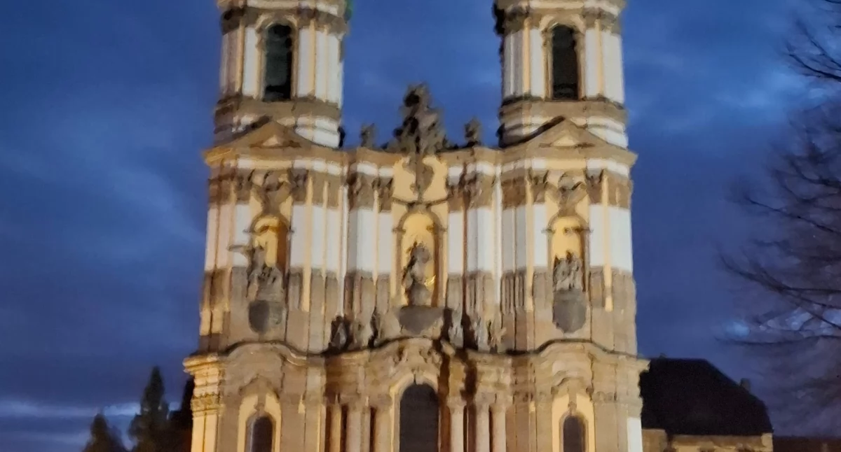 Kościół, religia, pasterki - zdjęcie, fotografia