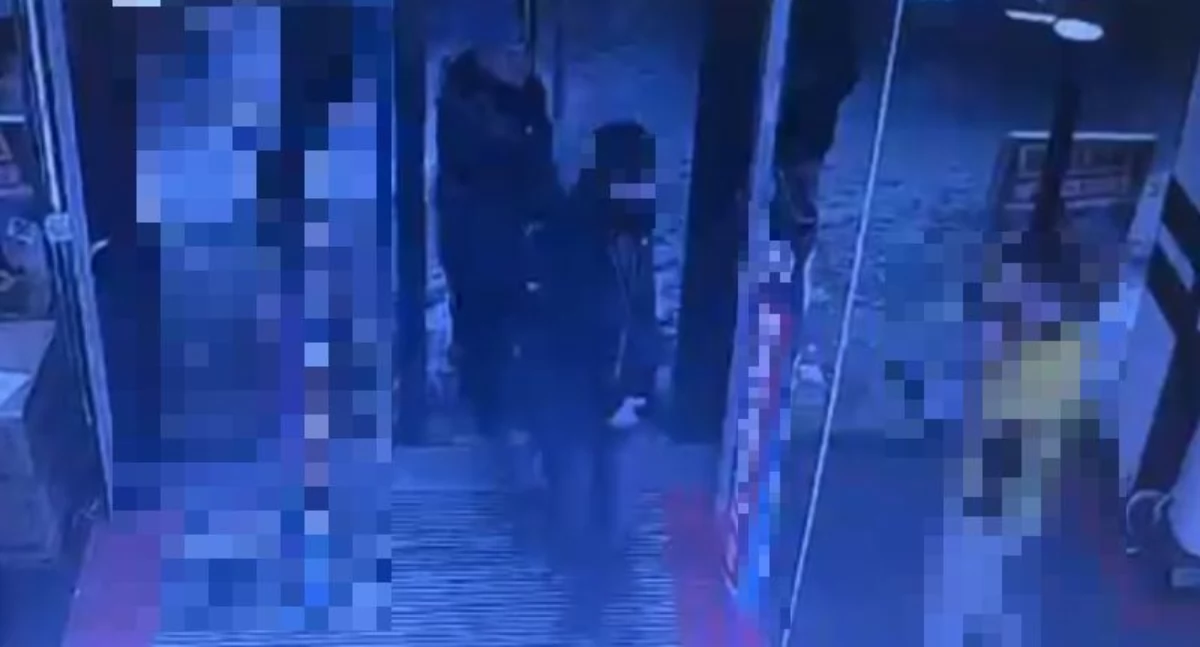 Policja, Policjant reaguje również służbie - zdjęcie, fotografia