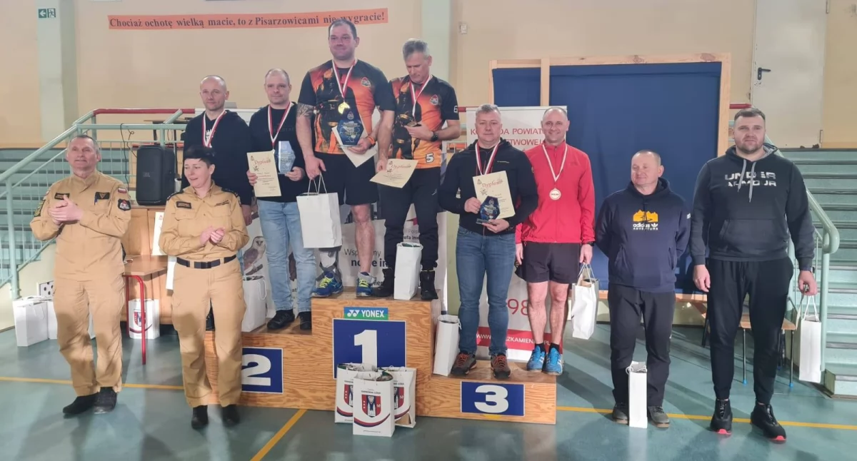 Straż pożarna, Strażackie mistrzostwa badmintonie - zdjęcie, fotografia