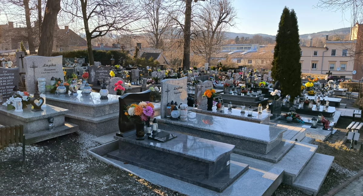 Kamienna Góra, cmentarz przy ul. Katowickiej