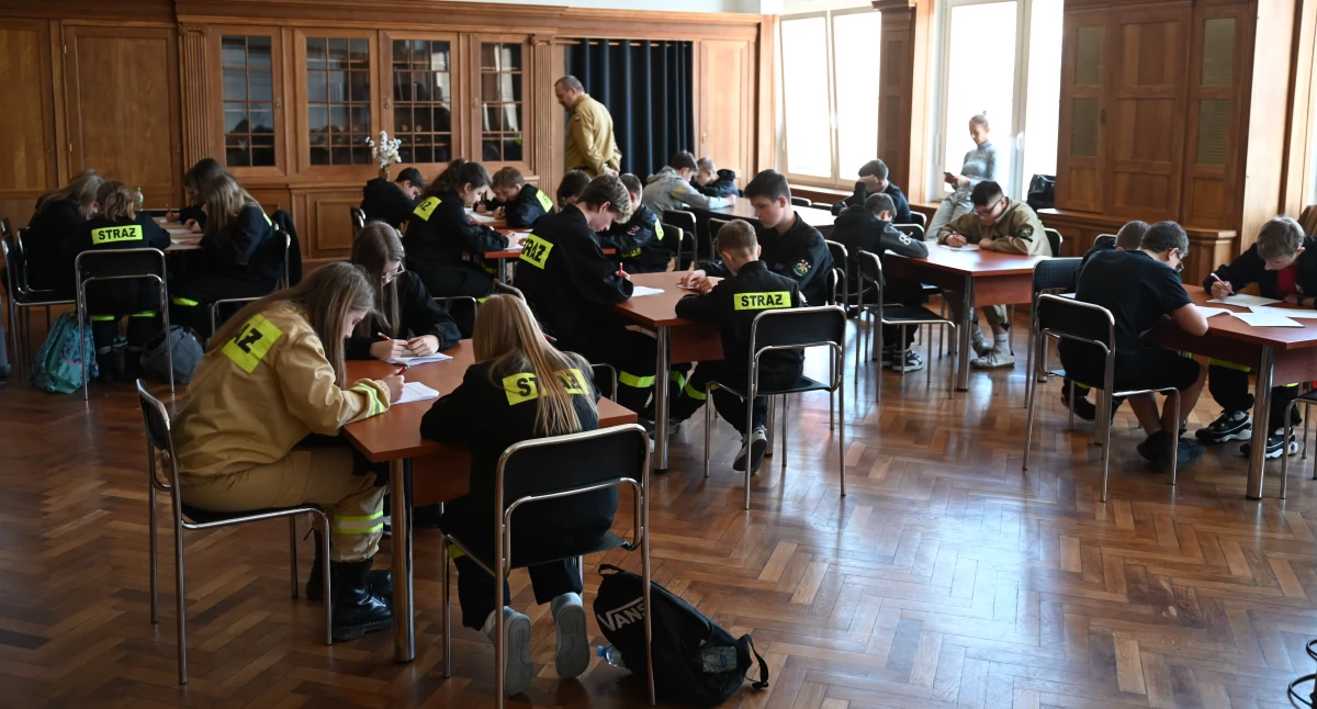 Straż pożarna, Konkurs strażackiej wiedzy Kamiennej Górze - zdjęcie, fotografia