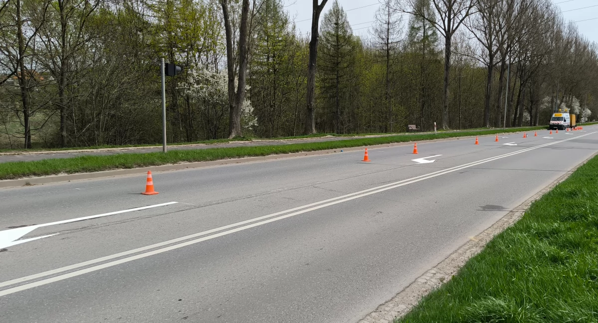 Ostrzeżenia, Utrudnienia Wałbrzyskiej Kamiennej Górze - zdjęcie, fotografia