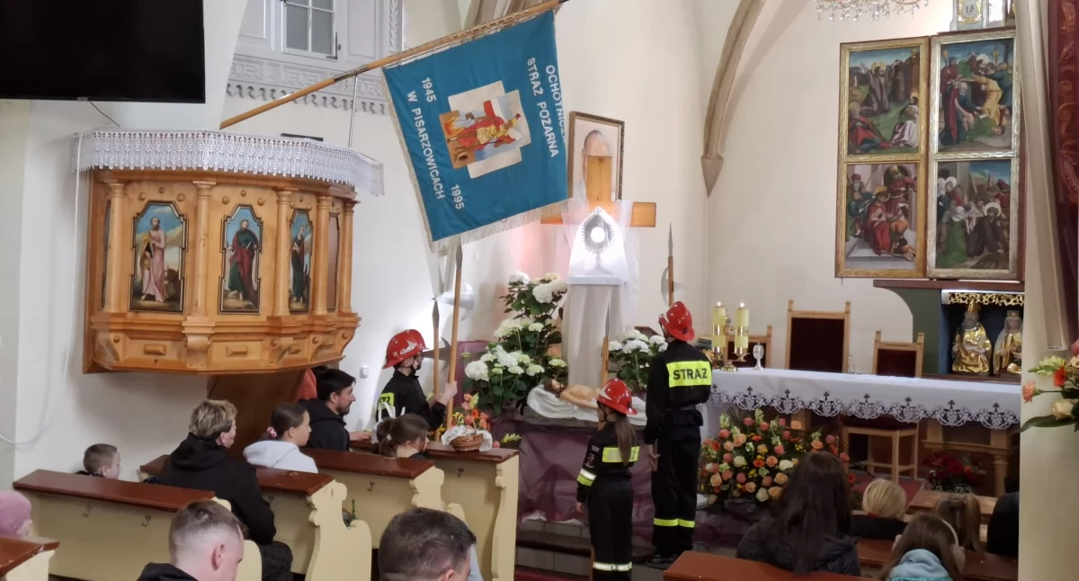 Kościół, religia, Wielkanoc Pisarzowicach - zdjęcie, fotografia