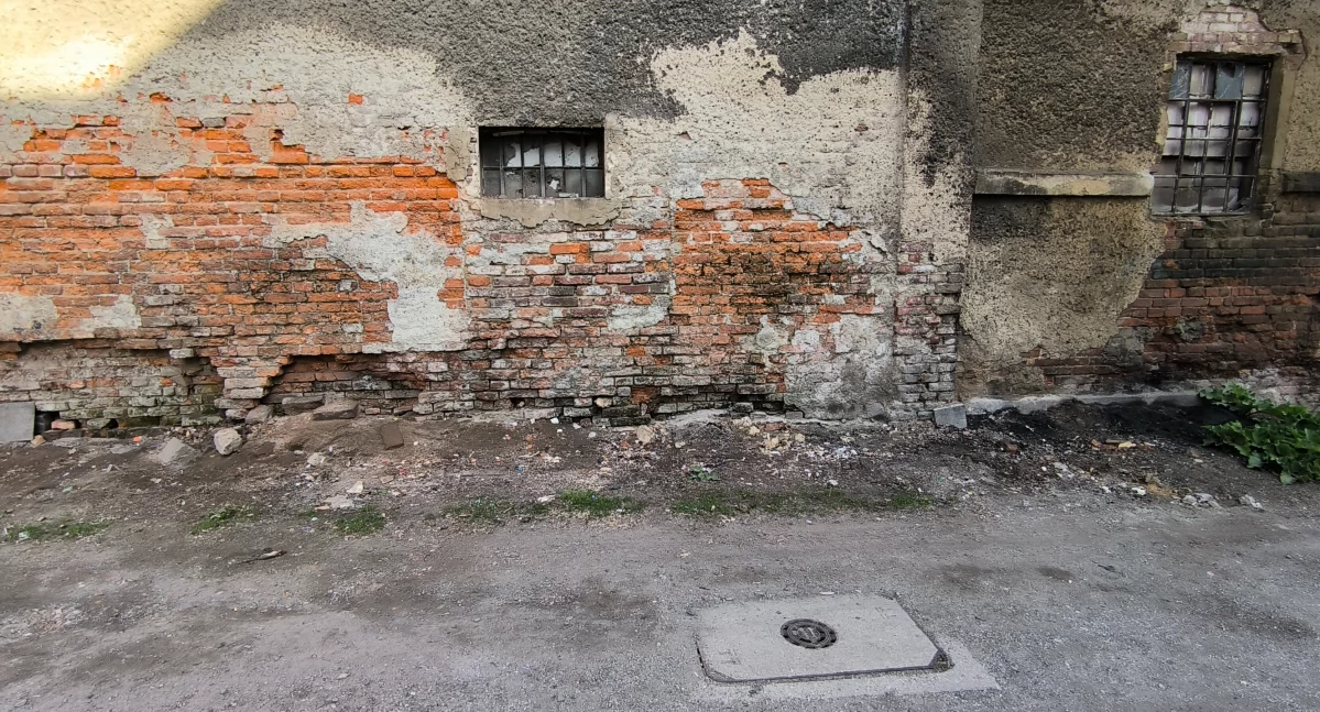 Powiat, Kosze przeniesione bałagan - zdjęcie, fotografia