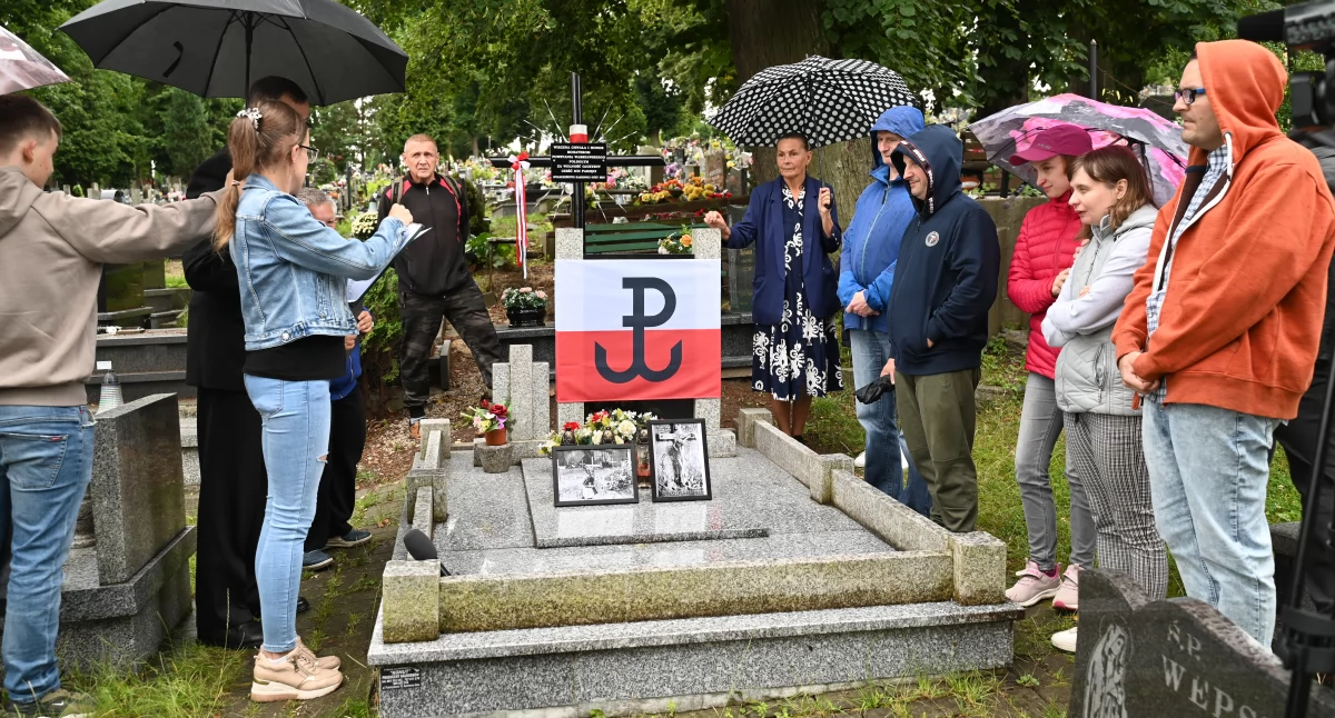 Historia, powstańcach cmentarzu - zdjęcie, fotografia
