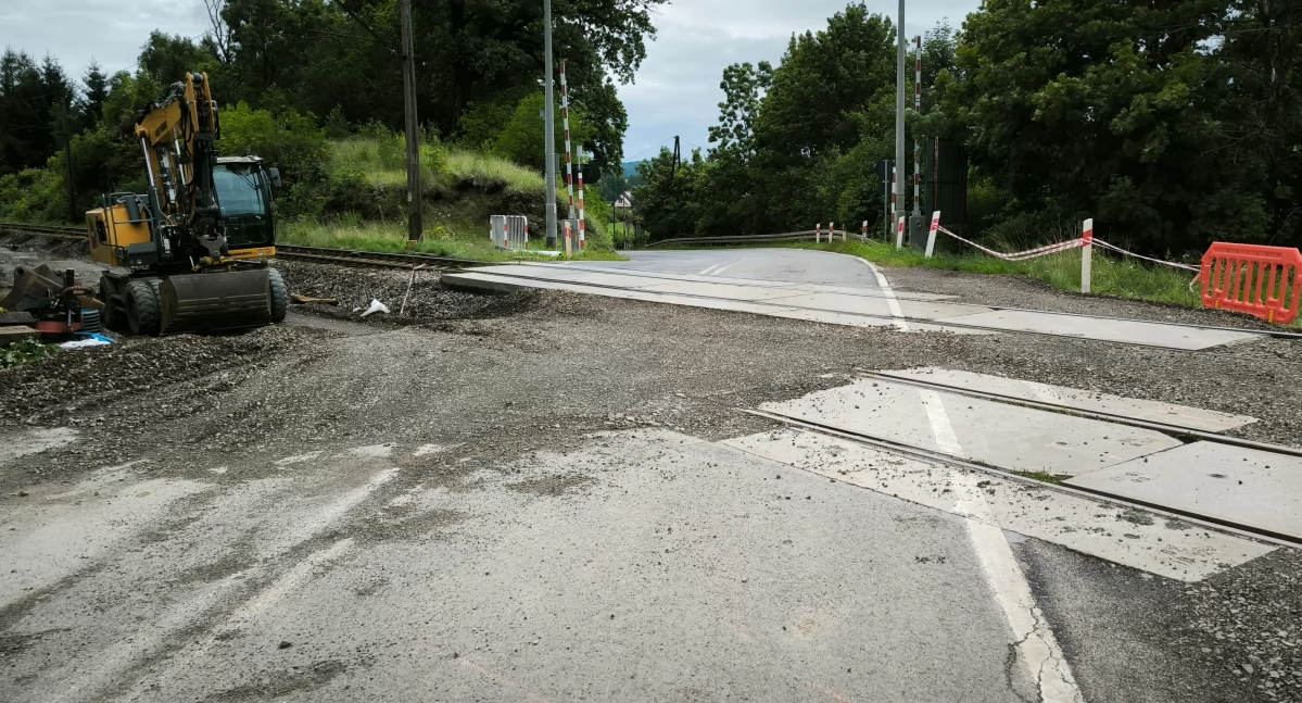 Inwestycje, remonty, dzieje przejeździe Marciszowie - zdjęcie, fotografia