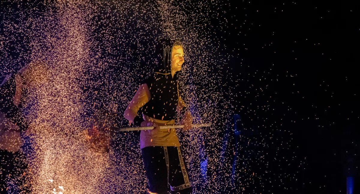 Inne wydarzenia kulturalne, Ogniste Starej Kopalni Wałbrzychu sobotę Dolnośląski Festiwal Ognia! - zdjęcie, fotografia