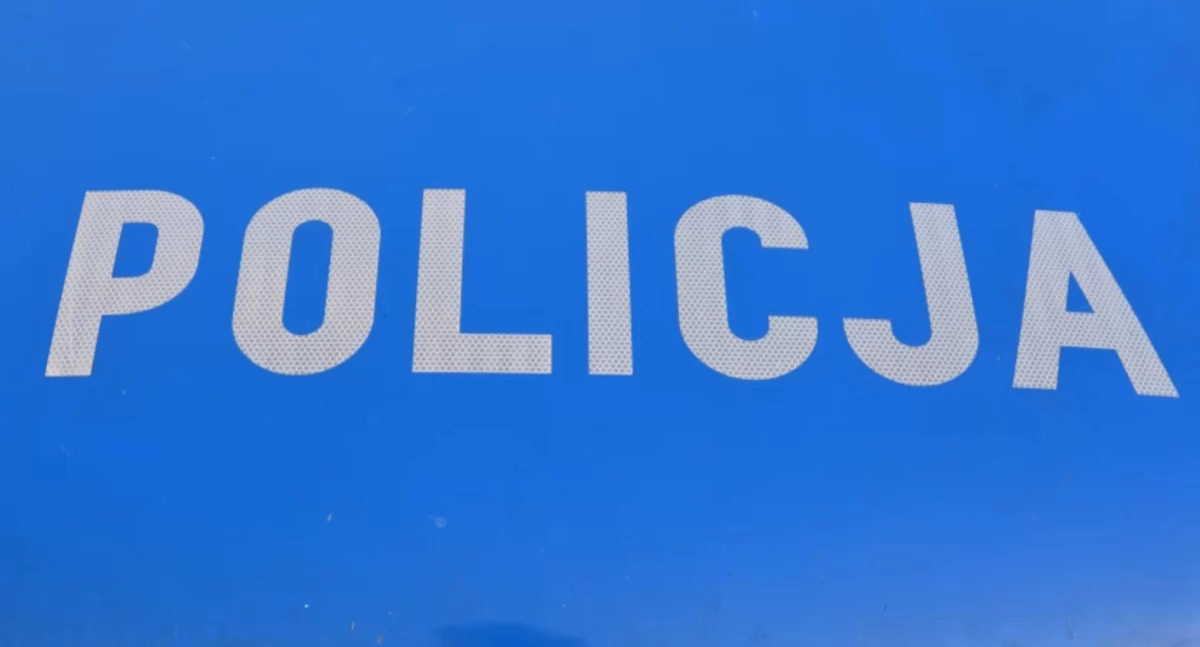 Policja, Policja zatrzymuje nietrzeźwych rowerzystów - zdjęcie, fotografia