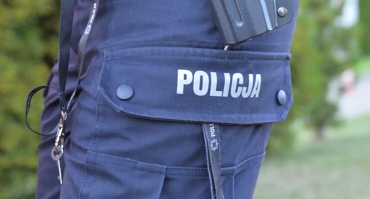 Policja, Dwunastu siedem - zdjęcie, fotografia