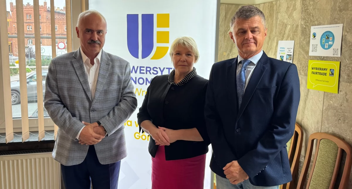Z urzędów, Uniwersytet Liderów zanim wybiorą studia - zdjęcie, fotografia
