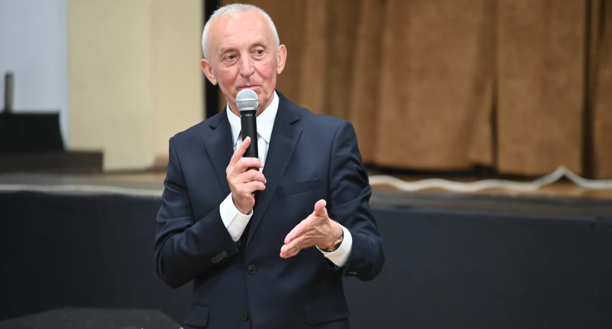 Samorząd, Coraz więcej głosów krytyki wobec burmistrza Wojdyły Lubawce mówi referendum - zdjęcie, fotografia