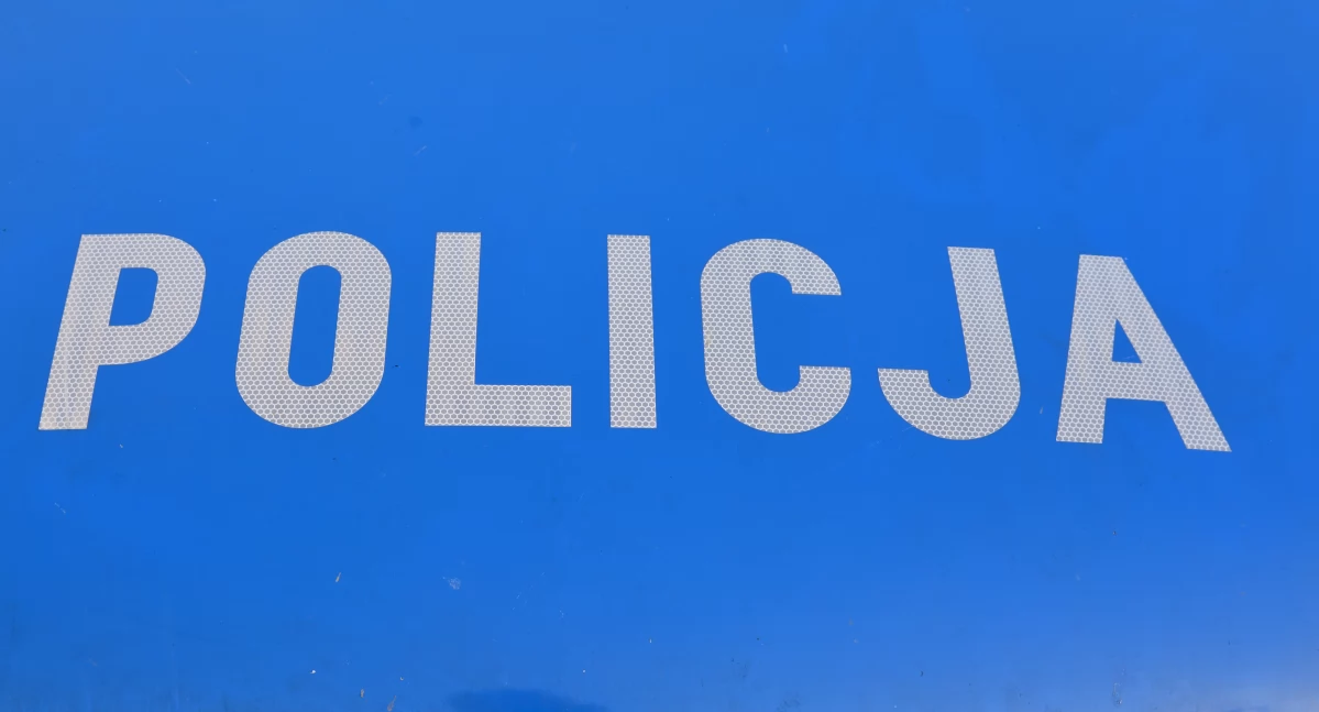 Policja, telefon - zdjęcie, fotografia