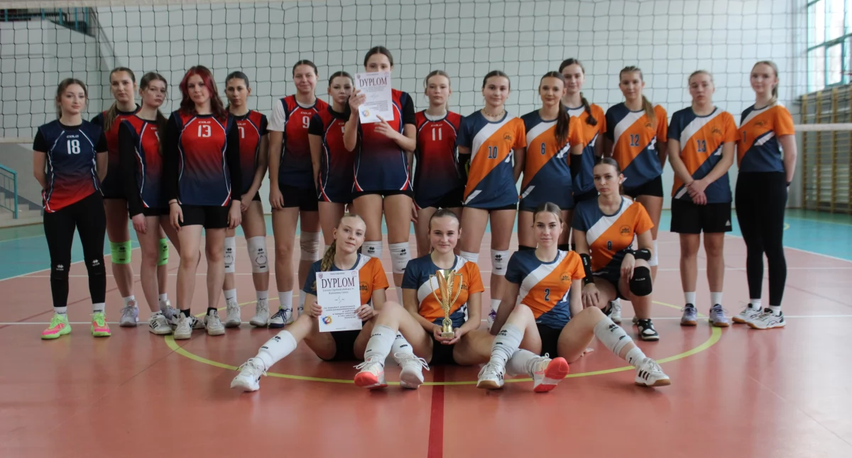 Sport szkolny, Licealiada piłka siatkowa finał powiatowy - zdjęcie, fotografia