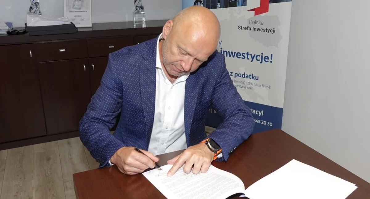 Z urzędów, Zarząd SSEMP (prezes Arkadiusz Dybiec wiceprezes Robert Greb) wydał decyzję wsparciu - zdjęcie, fotografia