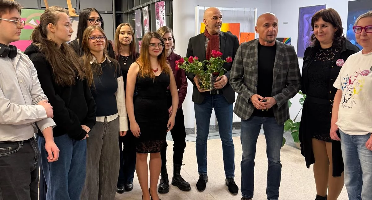 Z urzędów, SSEMP wernisażu wystawy „Znośna ciężkość bytu” - zdjęcie, fotografia