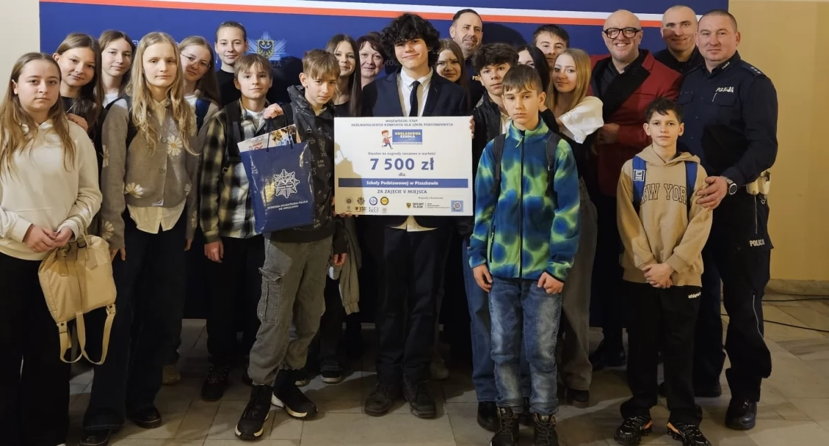 Policja, czołówce dolnośląskiego konkursu - zdjęcie, fotografia