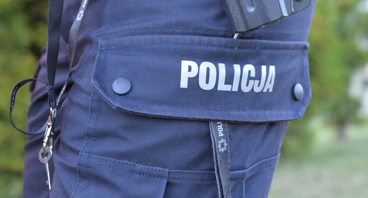 Policja, Walentynkowa kradzież rozbójnicza - zdjęcie, fotografia
