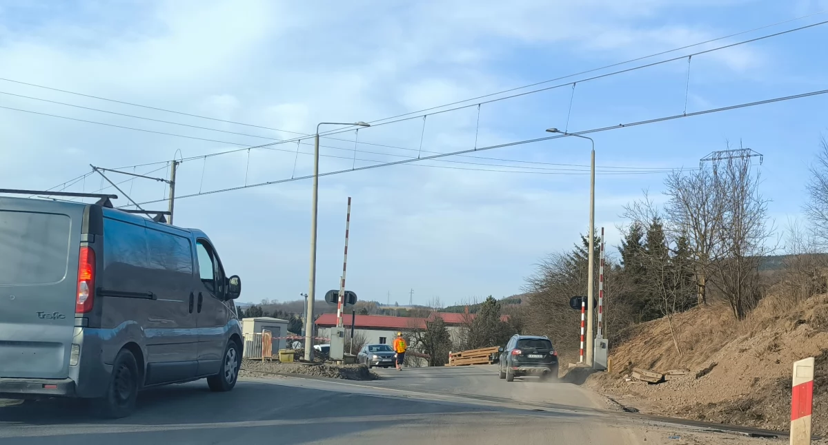 Ostrzeżenia, Przejazd Marciszowie znowu będzie zamknięty - zdjęcie, fotografia