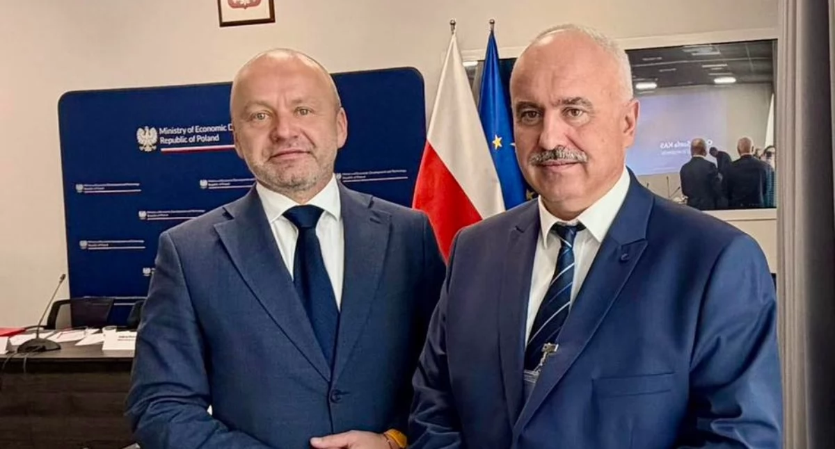 Z urzędów, Polska Strefa Inwestycji instrument wsparcia rozwoju gospodarczego Polski spotkanie robocze Warszawie - zdjęcie, fotografia