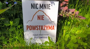 Siła i moc – strategie transformacji w książce Aldena Millsa „Nic mnie nie powstrzyma”