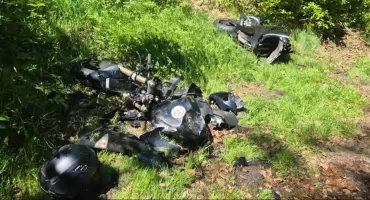 Poszkodowany motocyklista na przełęczy
